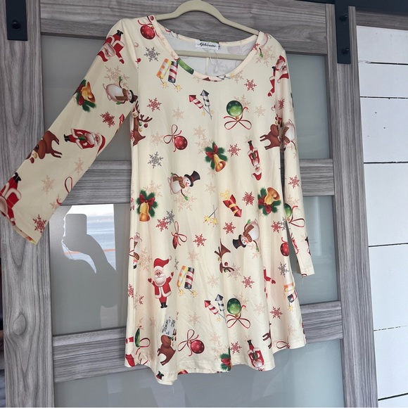 Christmas dress - Picture 2 of 4